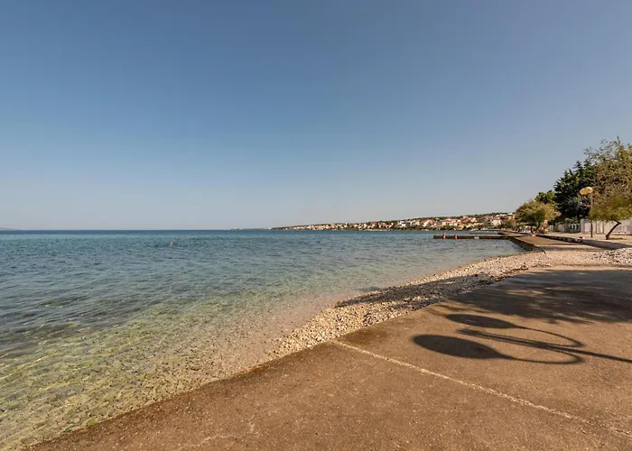 Lovely In With Wifi Ferienhaus